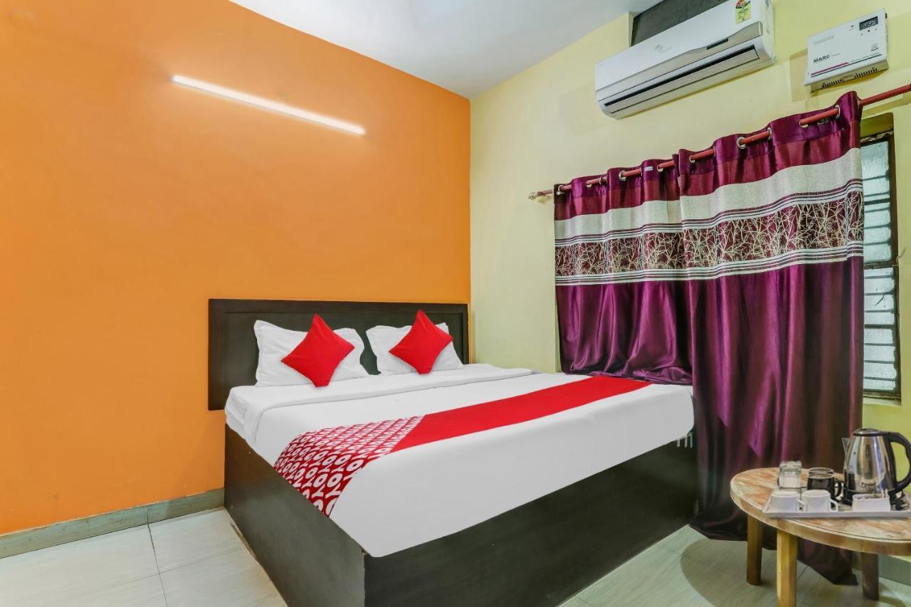 Flagship Hotel Suman Niwas Bijnaur Exterior photo