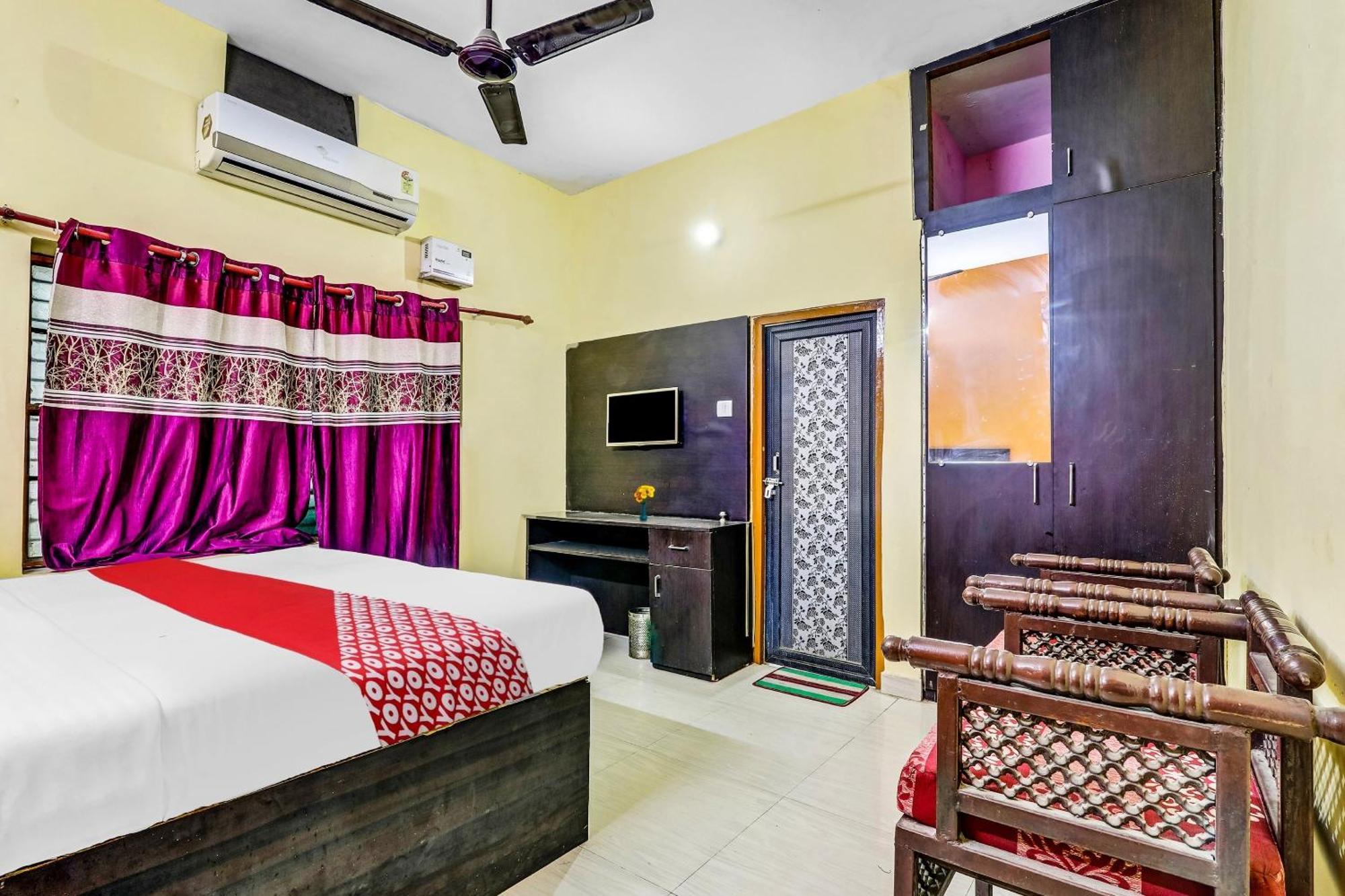 Flagship Hotel Suman Niwas Bijnaur Exterior photo